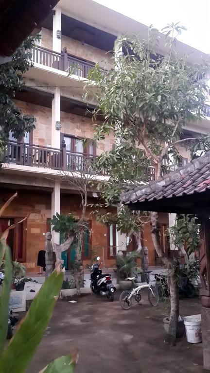 Kubu B'Dauh Homestay Legian Exteriör bild